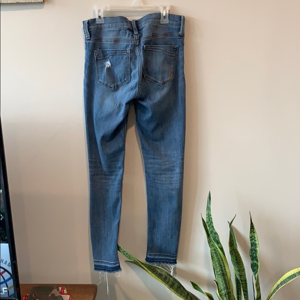 Express Cropped Jean - Picture 4 of 5